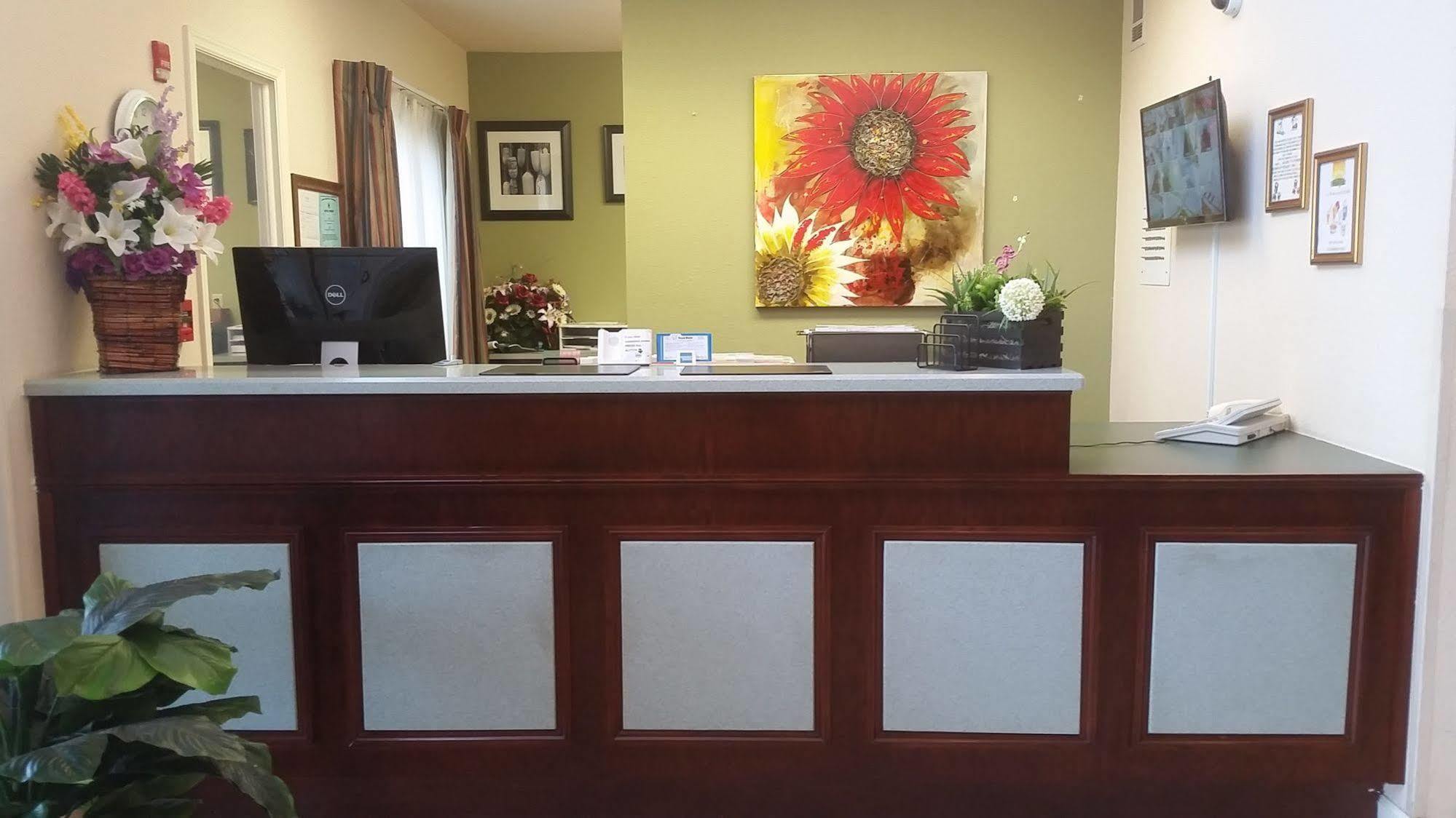 The Rutledge Inn Luverne Dış mekan fotoğraf